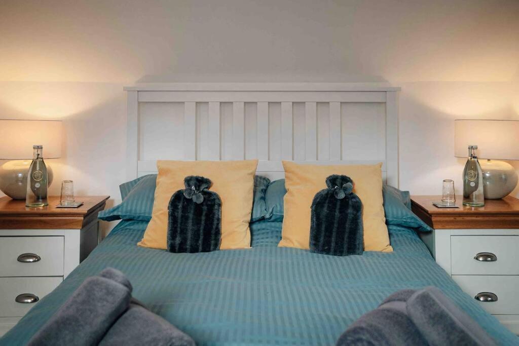 Holiday home Roxie House A Cosy Farm Refurbished Coach House. *