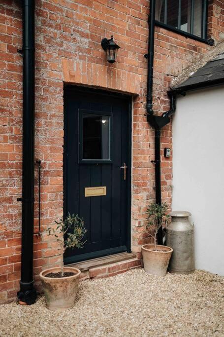 Roxie House A Cosy Farm Refurbished Coach House. Holiday home